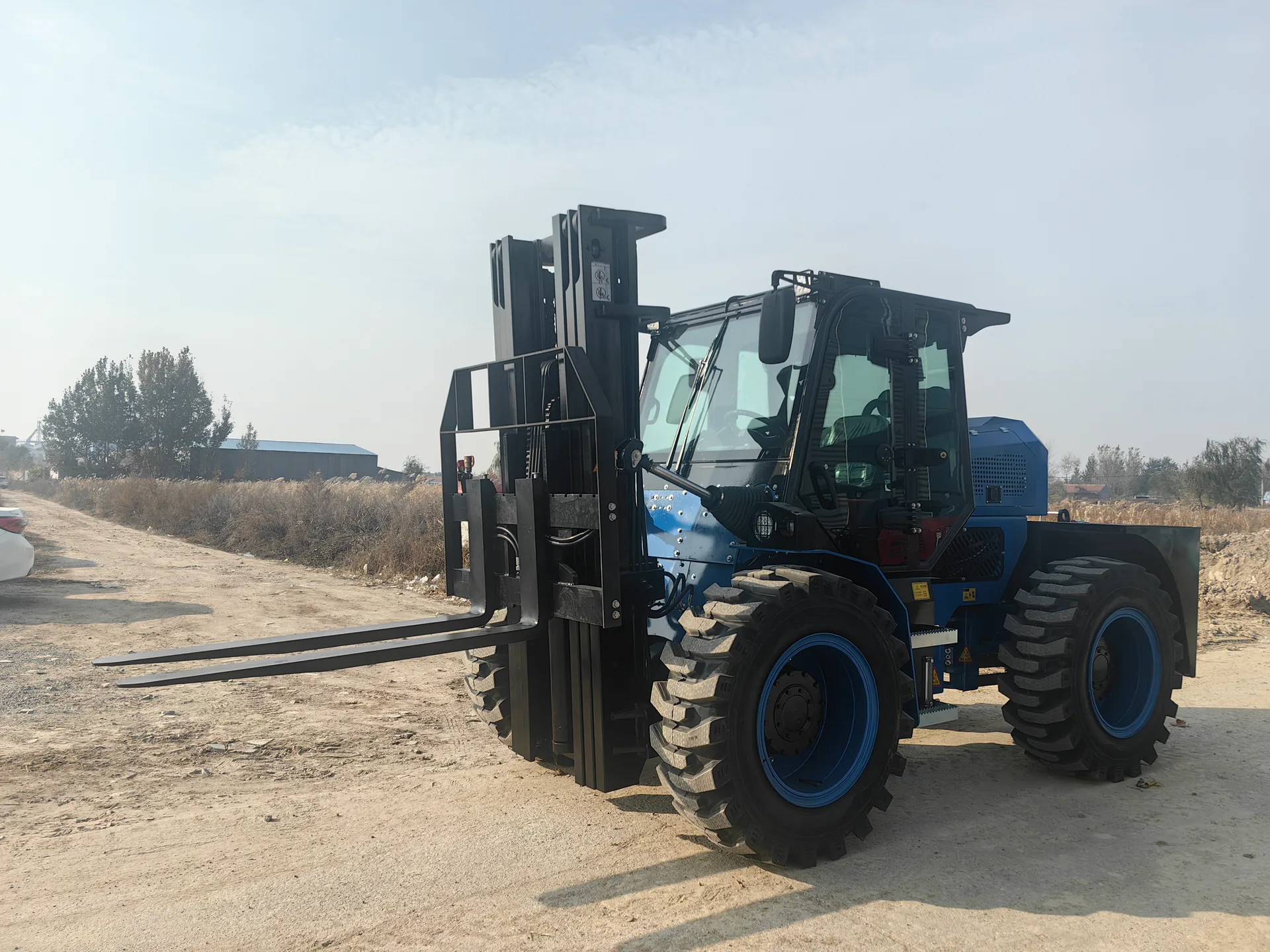 FEXII New 5T rear-steering rough terrain forklift